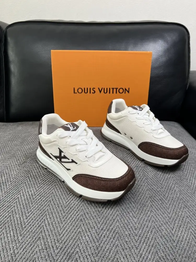 Louis Vuitton — Кросівки