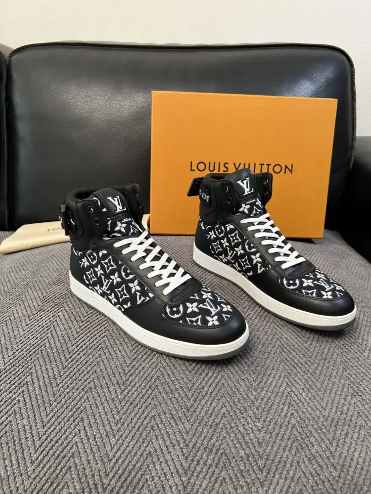 Louis Vuitton — Кросівки