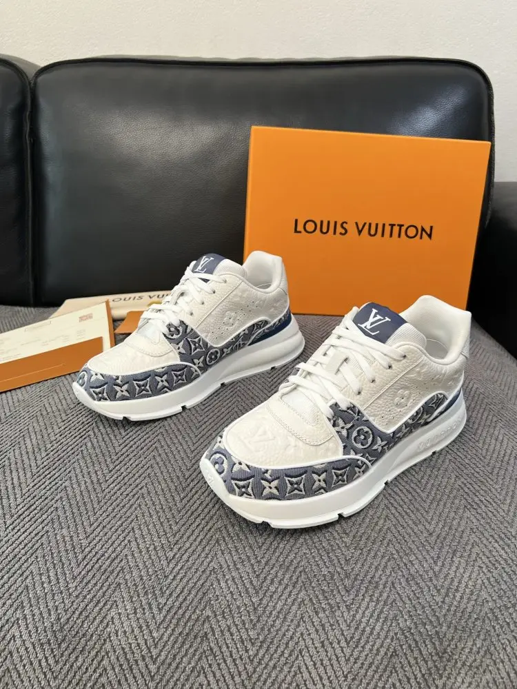 Louis Vuitton Кросівки — Фото 2