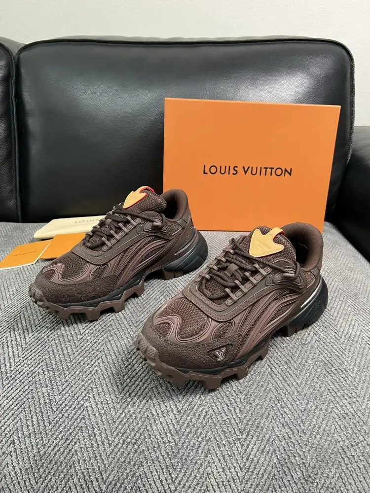 Louis Vuitton Кросівки — Фото 2