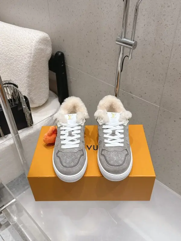 Louis Vuitton Кроссовки — Фото 2