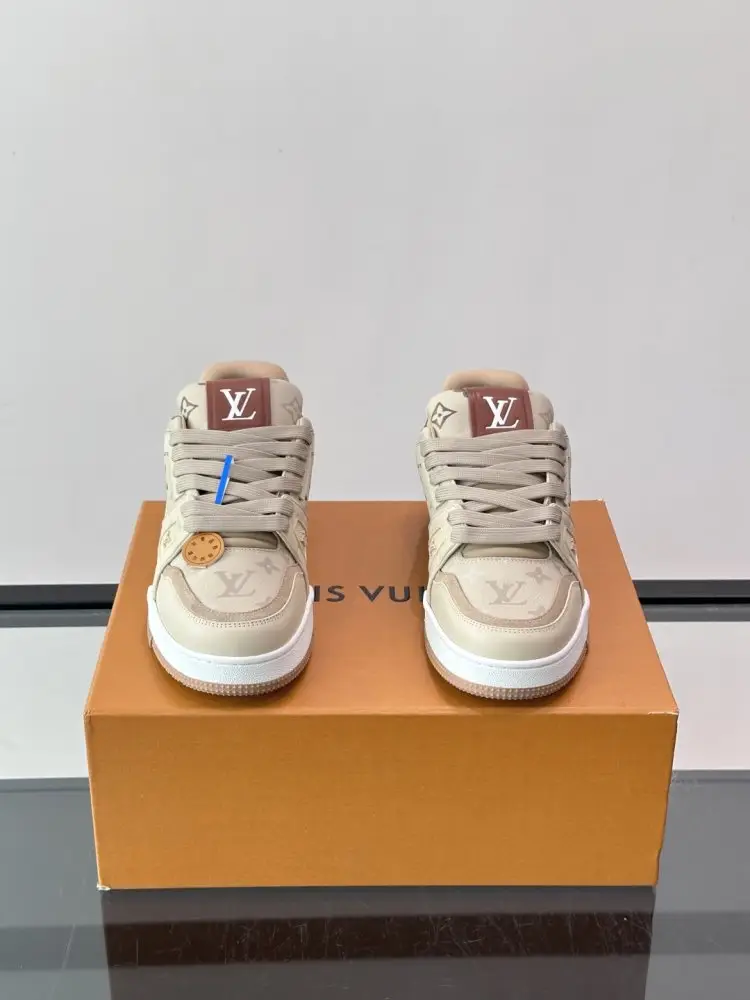 Louis Vuitton Кроссовки — Фото 2