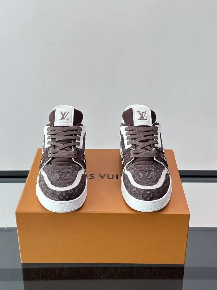 Louis Vuitton Кросівки — Фото 2