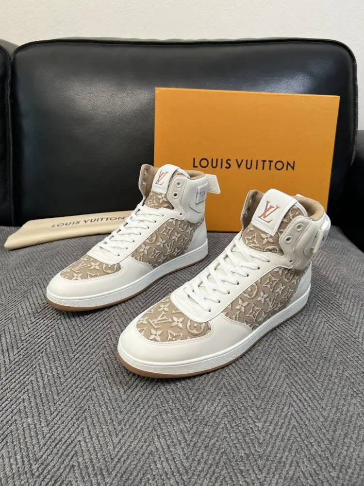 Louis Vuitton Кросівки — Фото 2