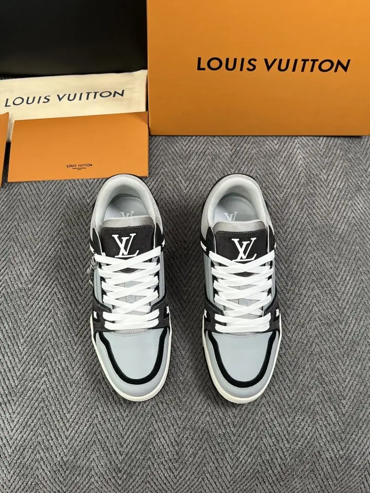 Louis Vuitton Кросівки — Фото 3