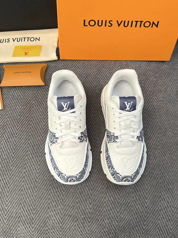 Louis Vuitton Кросівки — Фото 3