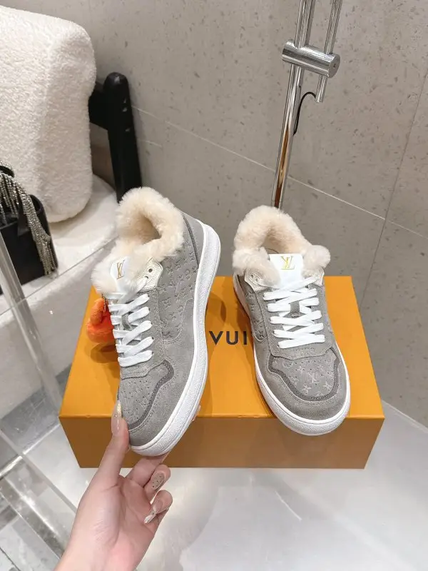 Louis Vuitton Кроссовки — Фото 3