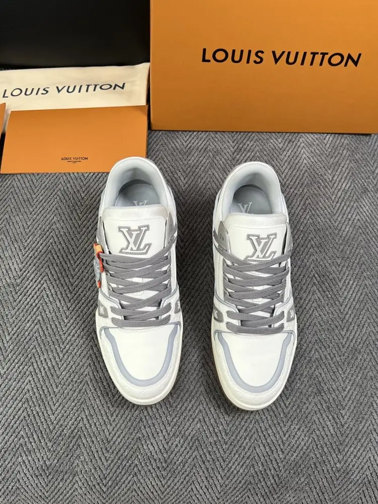 Louis Vuitton Кросівки — Фото 3