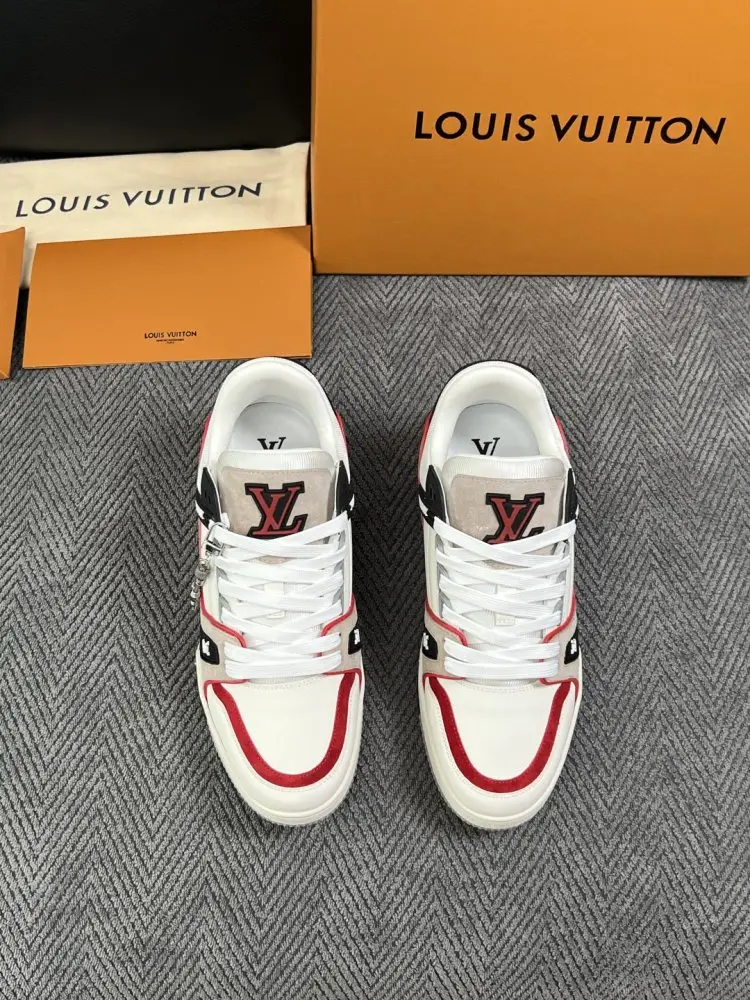 Louis Vuitton Кросівки — Фото 3
