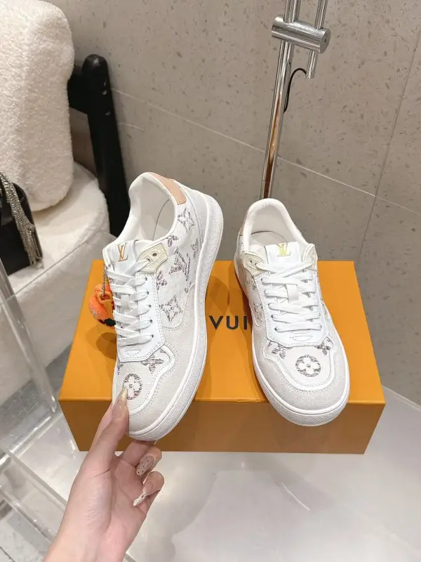 Louis Vuitton Кросівки — Фото 3