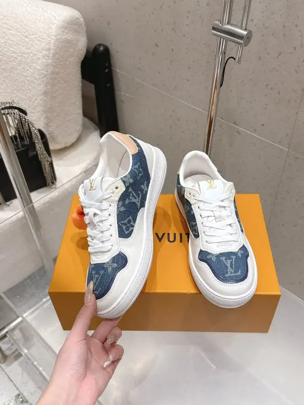 Louis Vuitton Кросівки — Фото 3