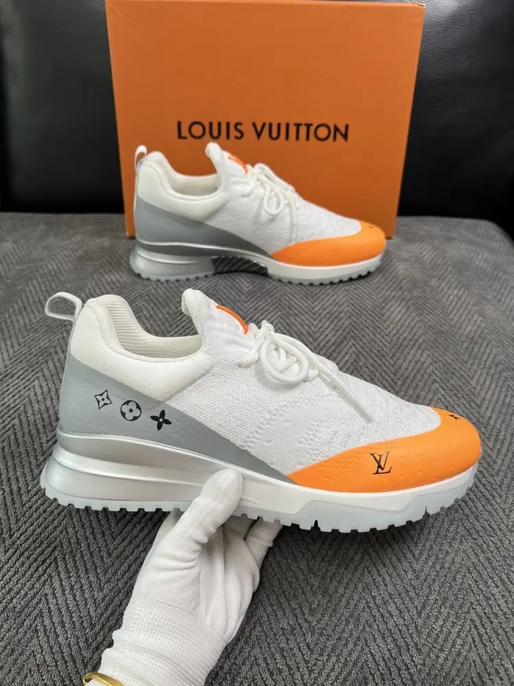 Louis Vuitton Кросівки — Фото 4