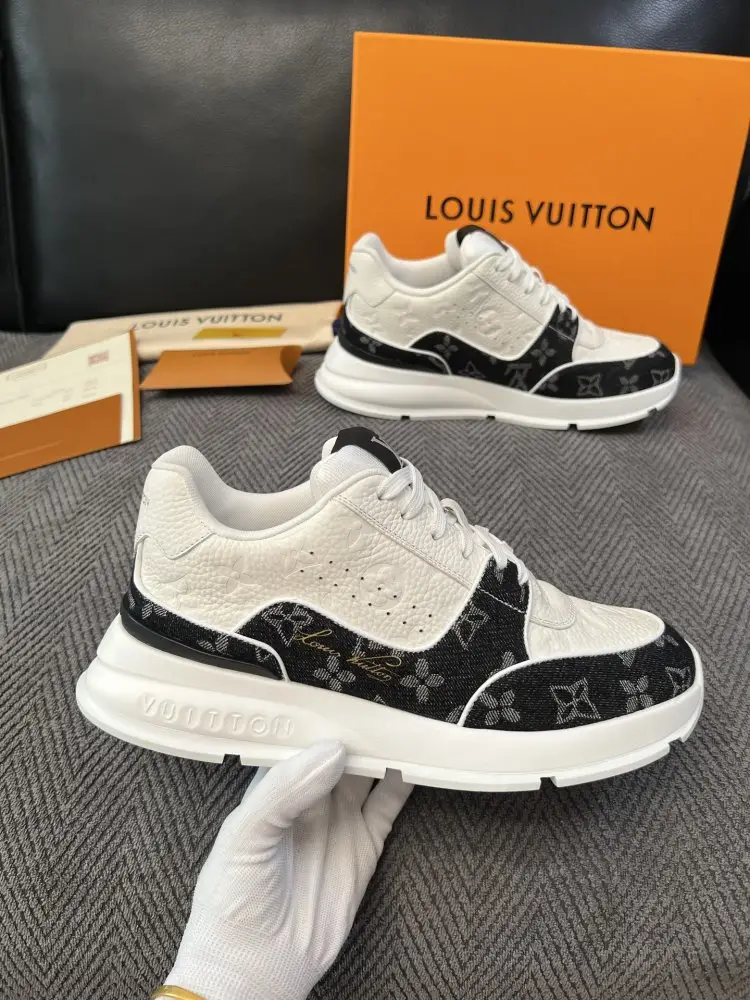 Louis Vuitton Кросівки — Фото 4
