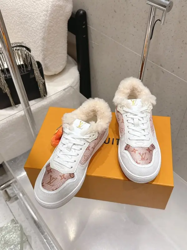 Louis Vuitton Кросівки — Фото 4