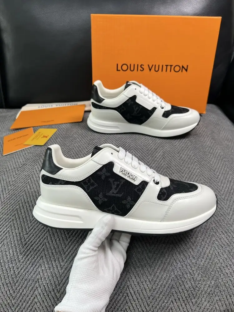 Louis Vuitton Кросівки — Фото 4