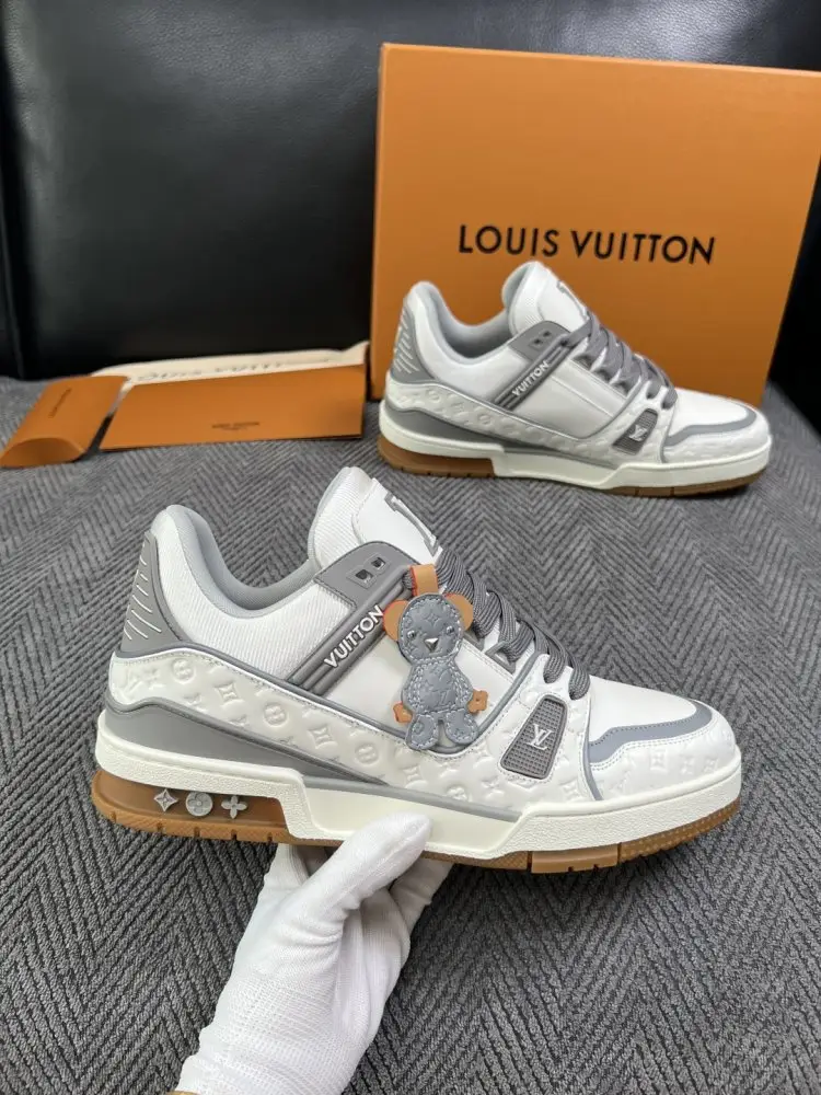 Louis Vuitton Кросівки — Фото 4