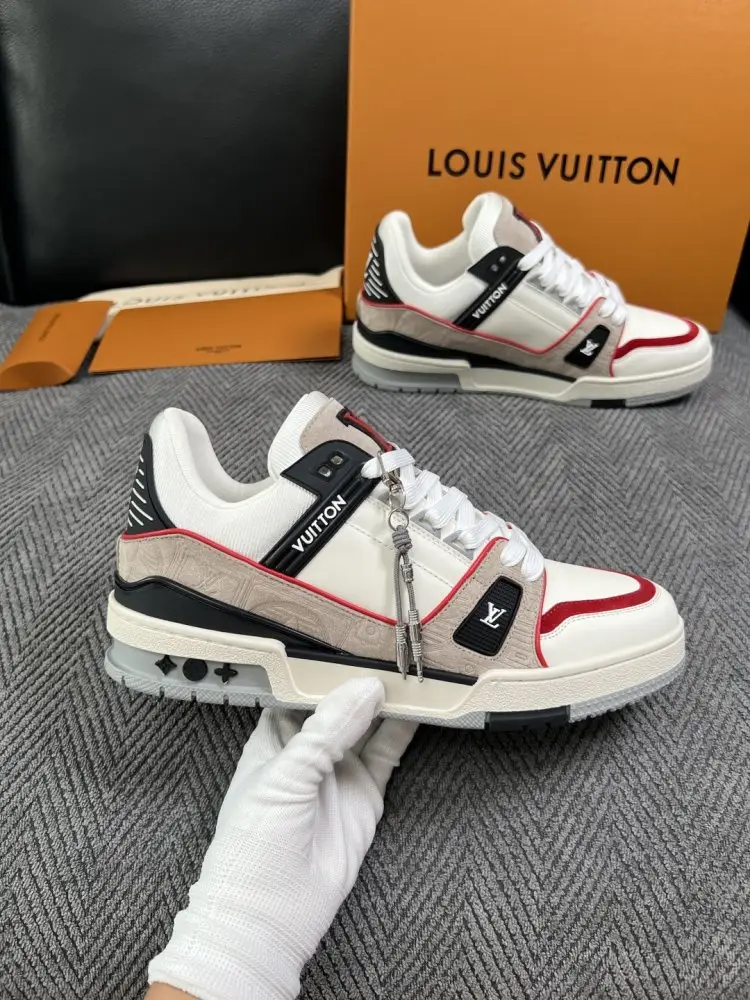 Louis Vuitton Кросівки — Фото 4