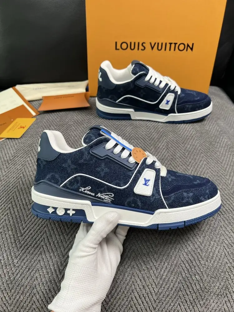 Louis Vuitton Кросівки — Фото 4