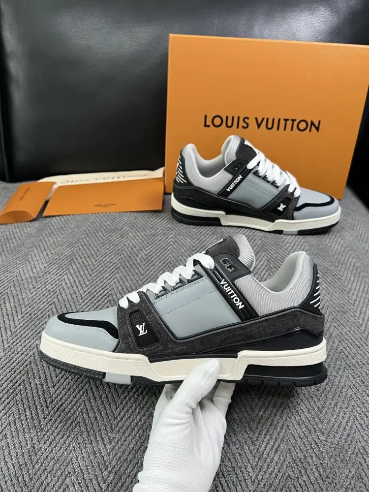 Louis Vuitton Кросівки — Фото 5