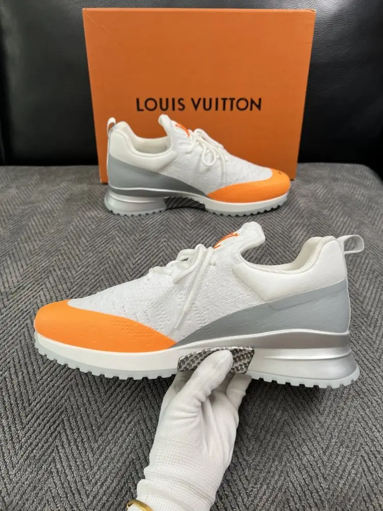 Louis Vuitton Кросівки — Фото 5