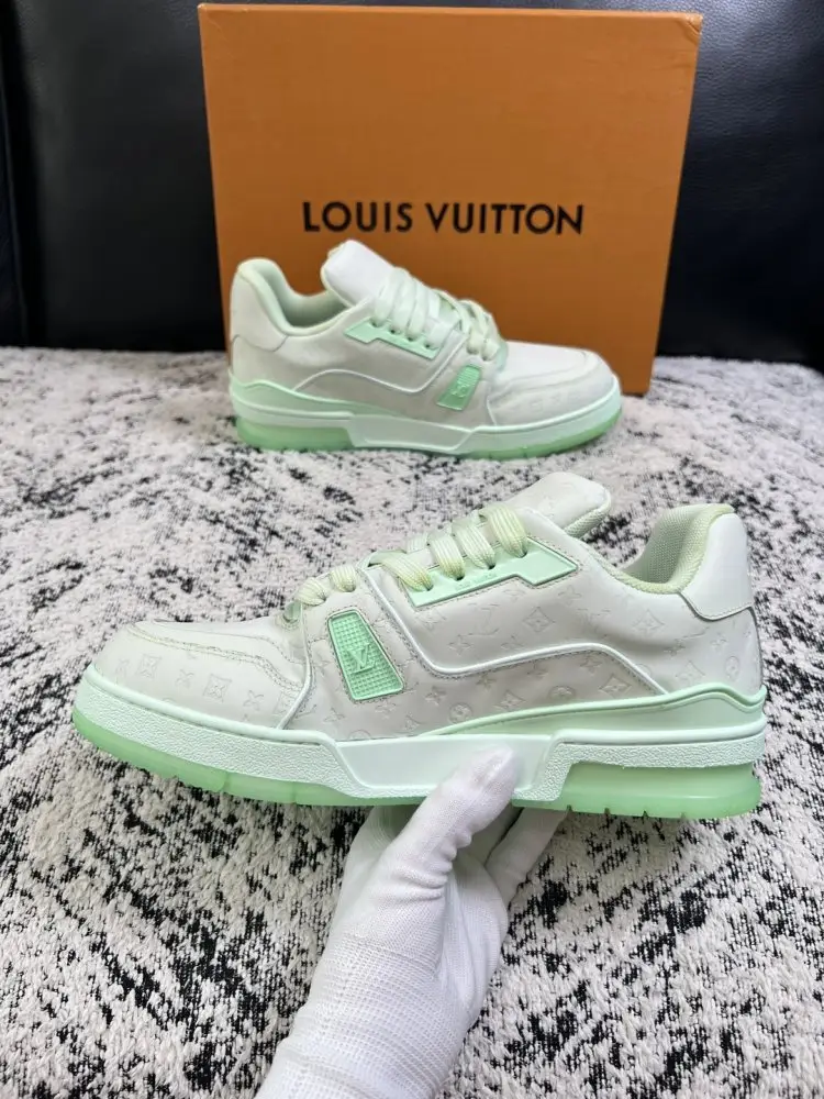 Louis Vuitton Кросівки — Фото 5