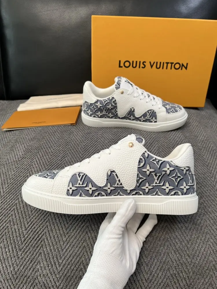 Louis Vuitton Кросівки — Фото 5