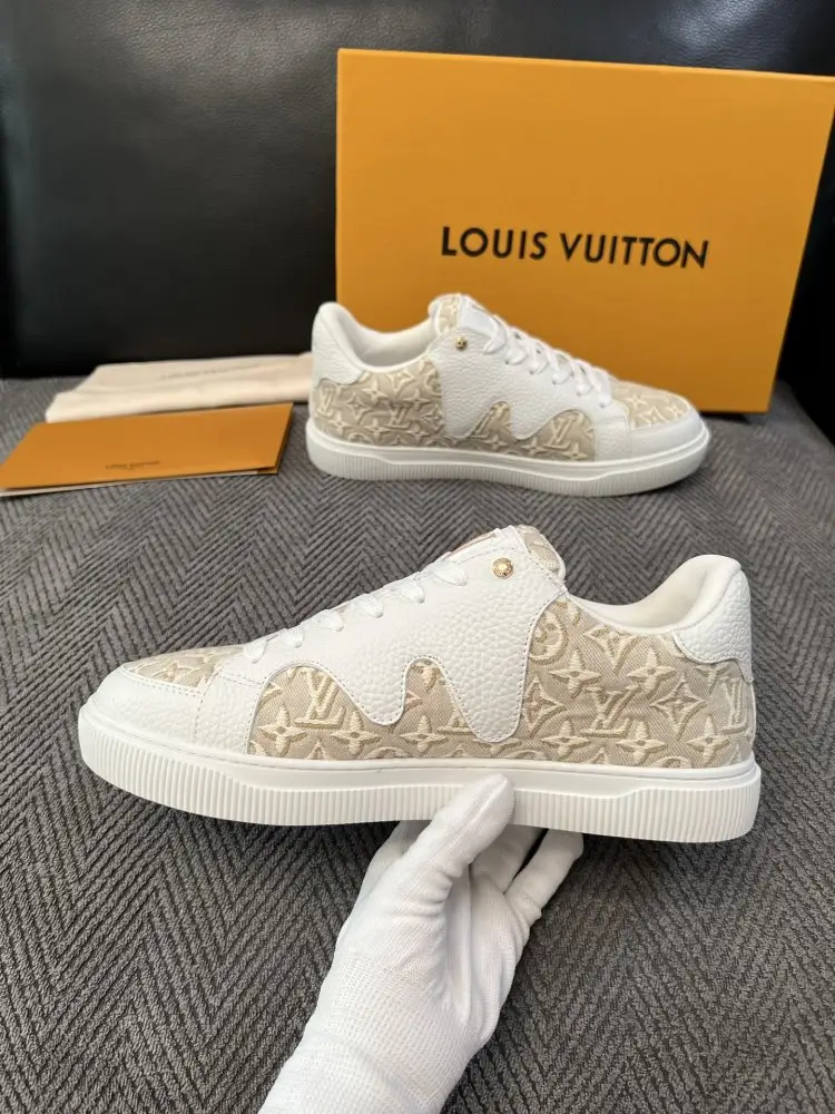 Louis Vuitton Кросівки — Фото 5
