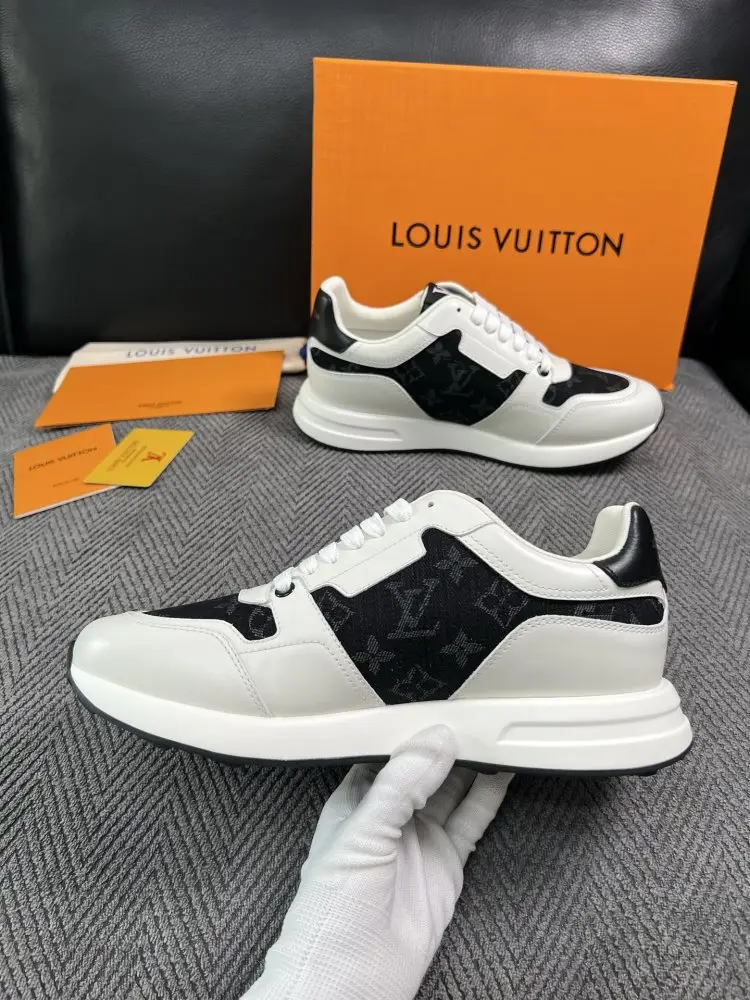 Louis Vuitton Кросівки — Фото 5
