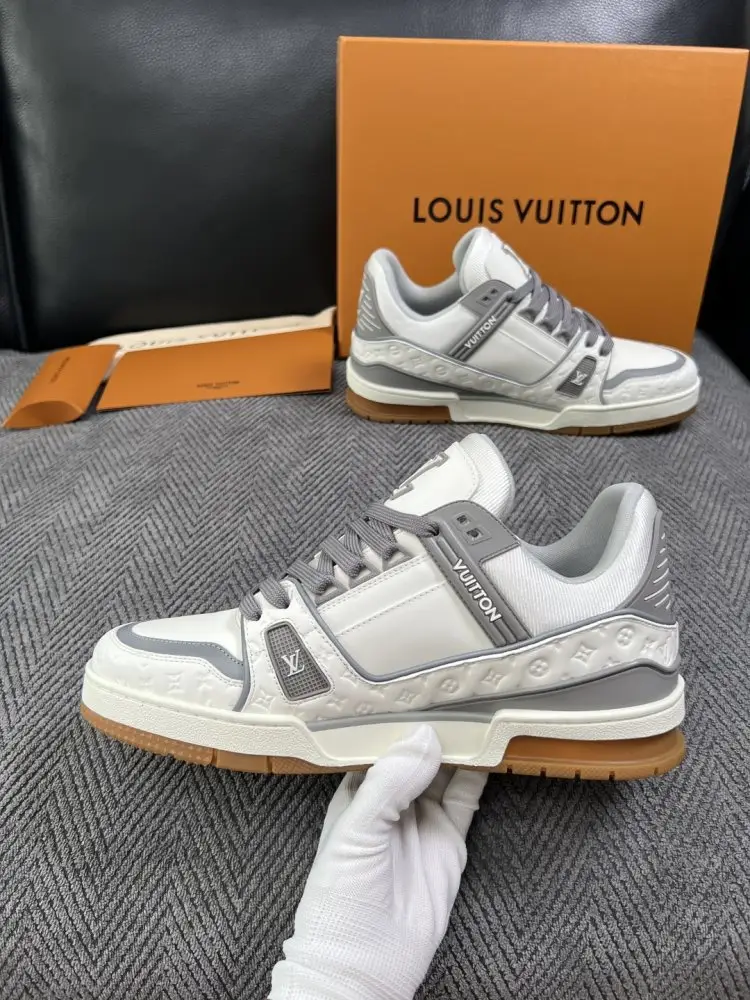 Louis Vuitton Кросівки — Фото 5