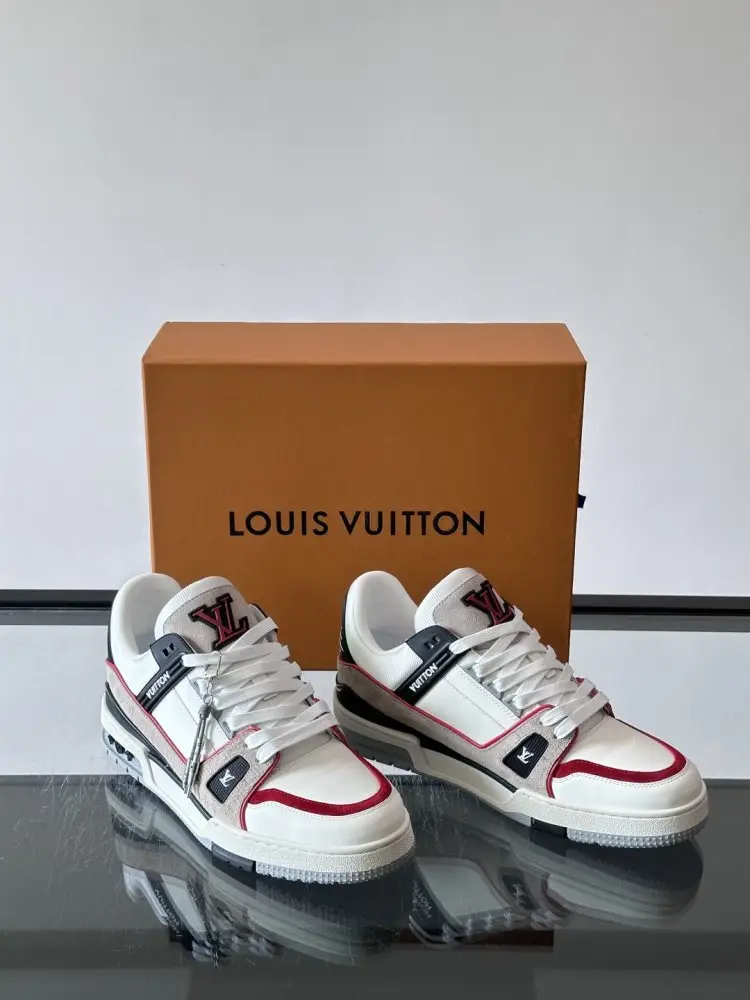 Louis Vuitton Кросівки — Фото 5