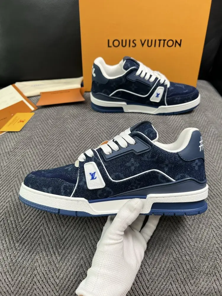 Louis Vuitton Кросівки — Фото 5