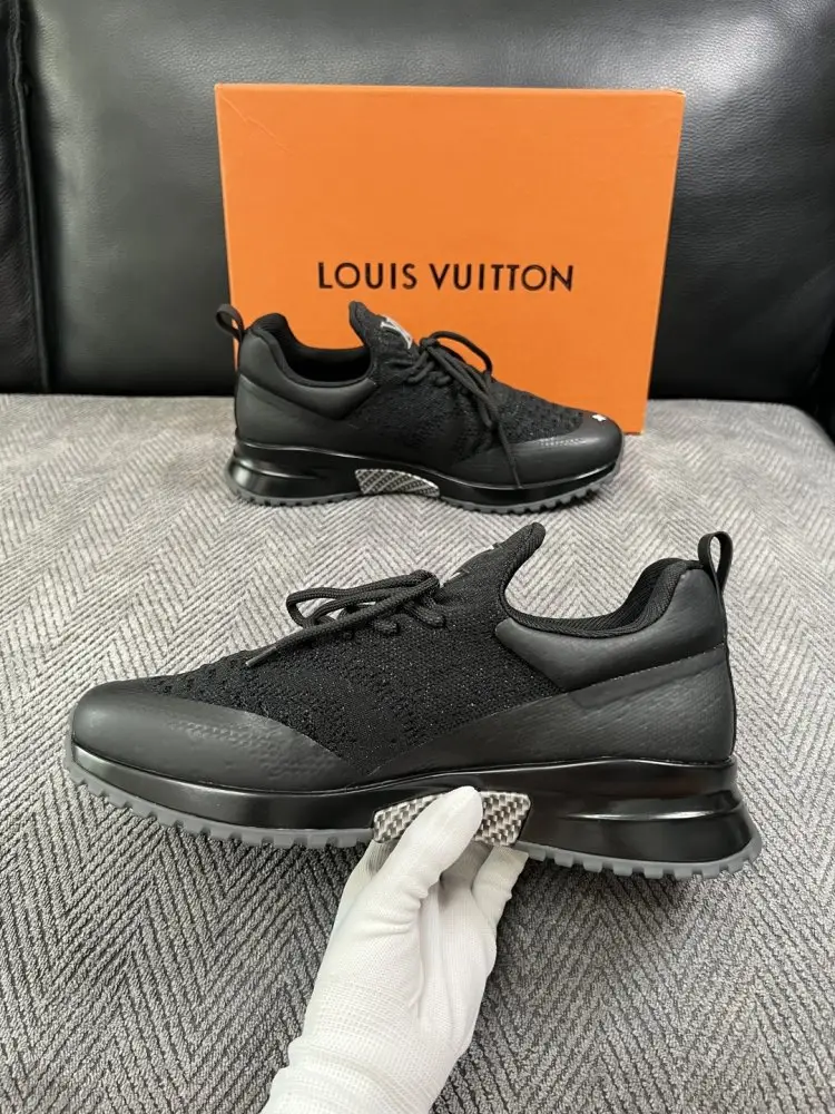 Louis Vuitton Кросівки — Фото 5