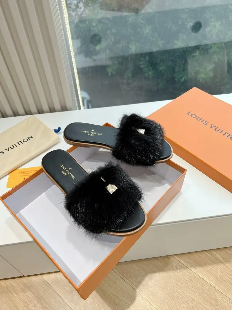 Louis Vuitton Step-ins fur women's — Photo 2