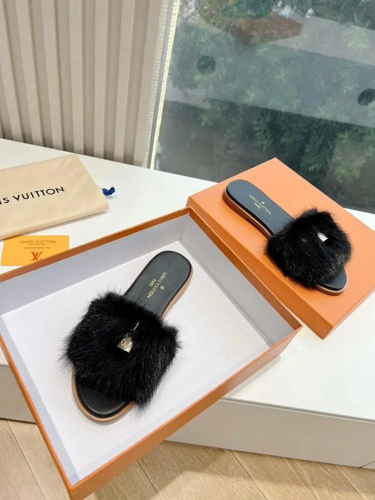 Louis Vuitton Step-ins fur women's — Photo 3