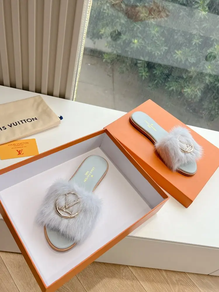Louis Vuitton Step-ins fur women's — Photo 3
