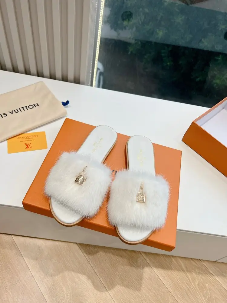 Louis Vuitton Step-ins fur women's — Photo 4