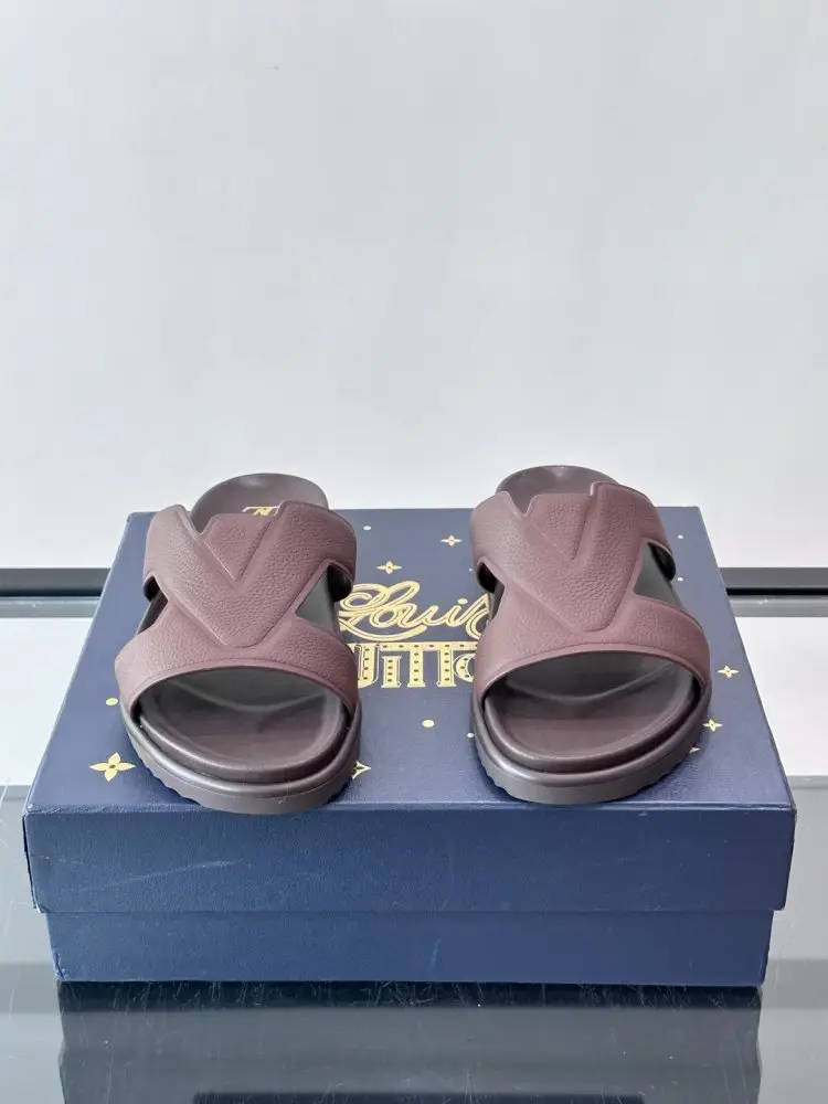 Louis Vuitton Шлепанцы мужские — Фото 2