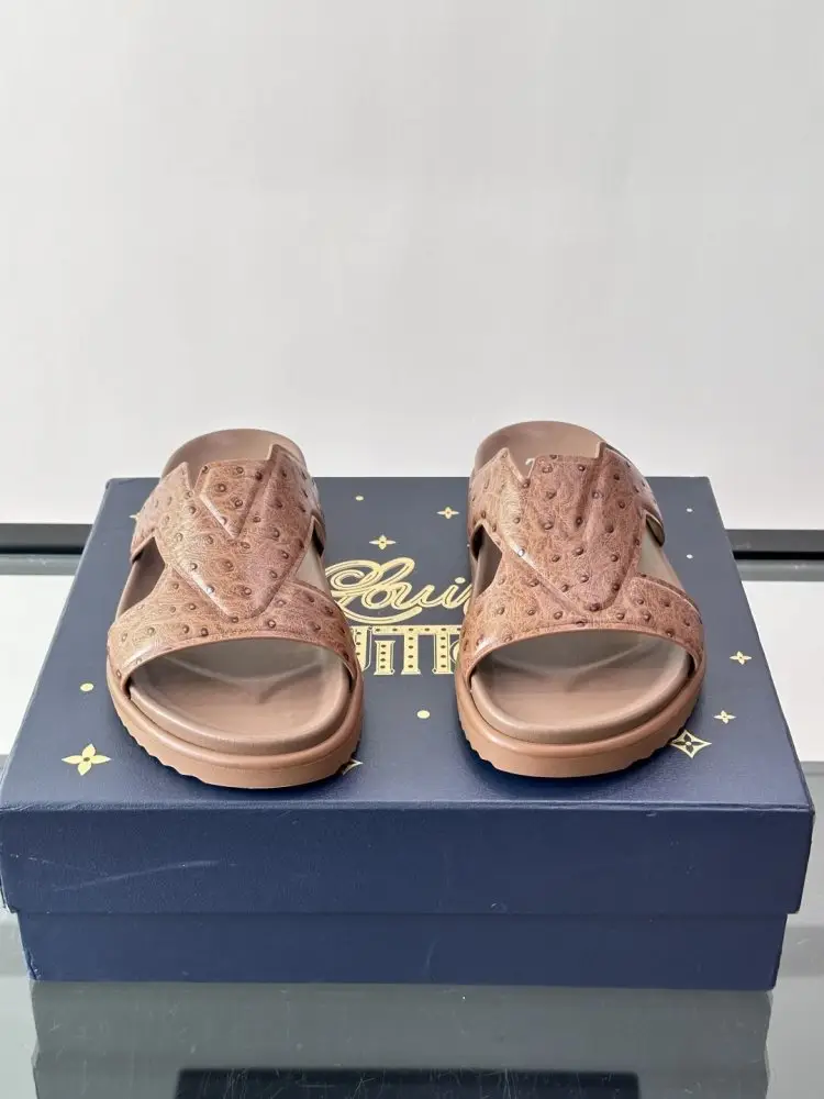 Louis Vuitton Шльопанці чоловічі — Фото 2