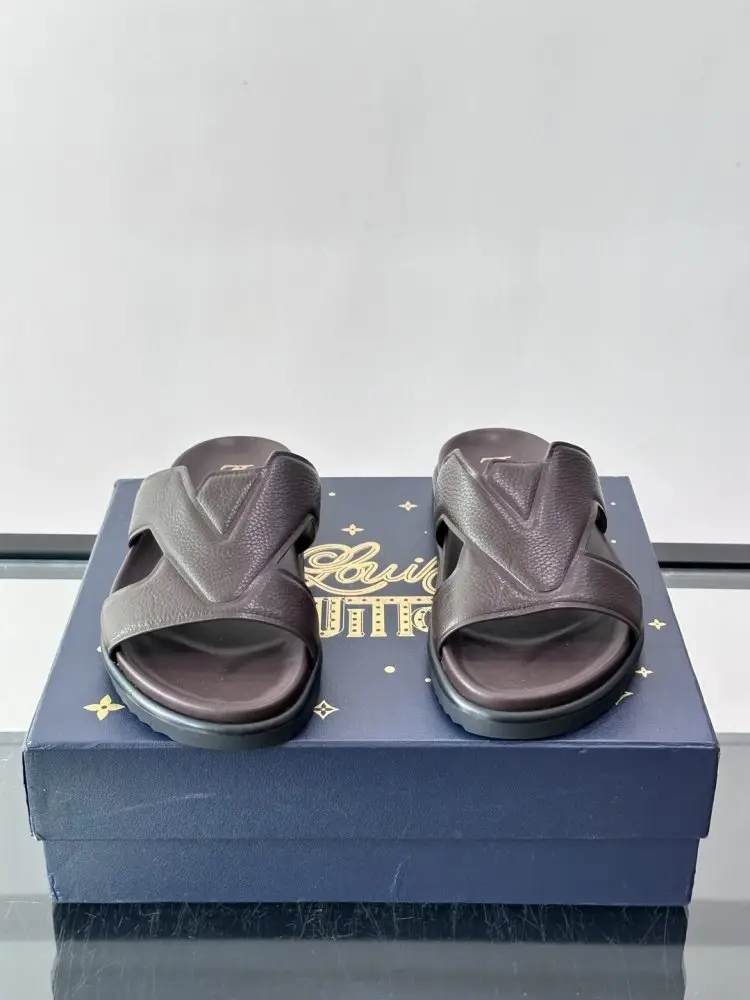Louis Vuitton Шльопанці чоловічі — Фото 2