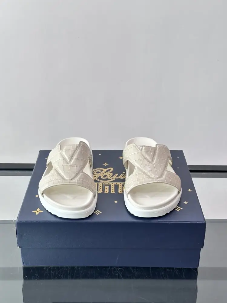 Louis Vuitton Шльопанці чоловічі — Фото 2