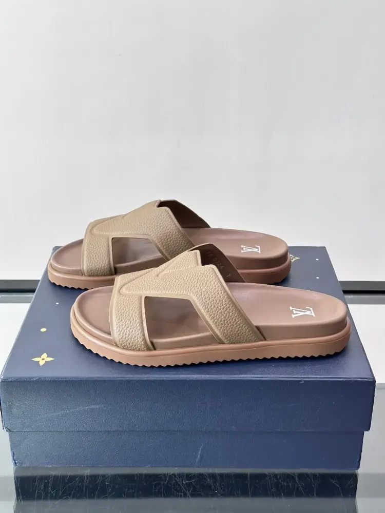 Louis Vuitton Шлепанцы мужские — Фото 2