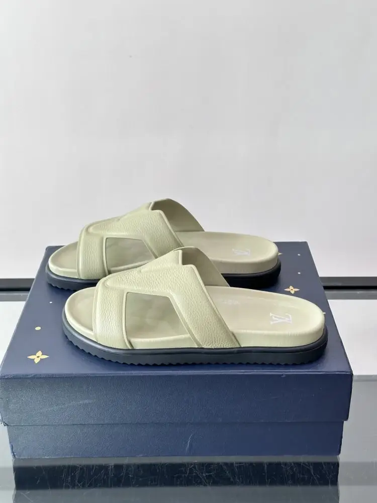Louis Vuitton Шлепанцы мужские — Фото 3