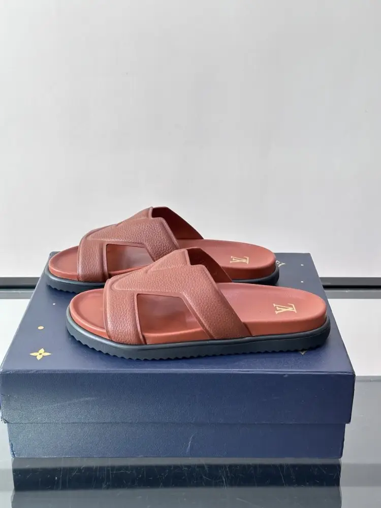 Louis Vuitton Шлепанцы мужские — Фото 3