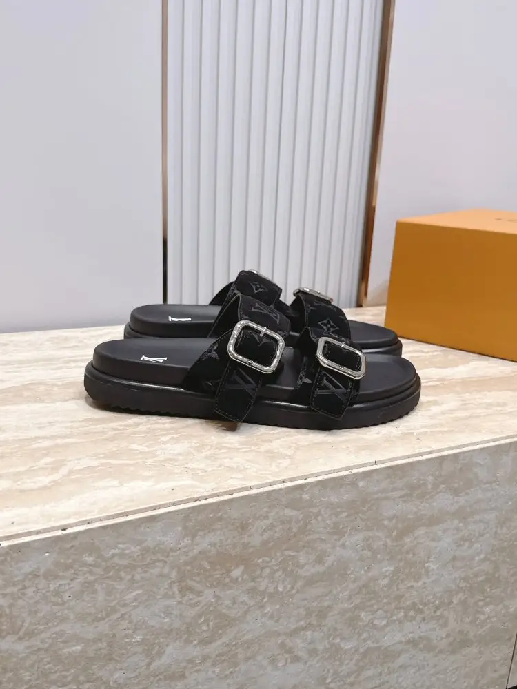 Louis Vuitton Шльопанці чоловічі — Фото 3