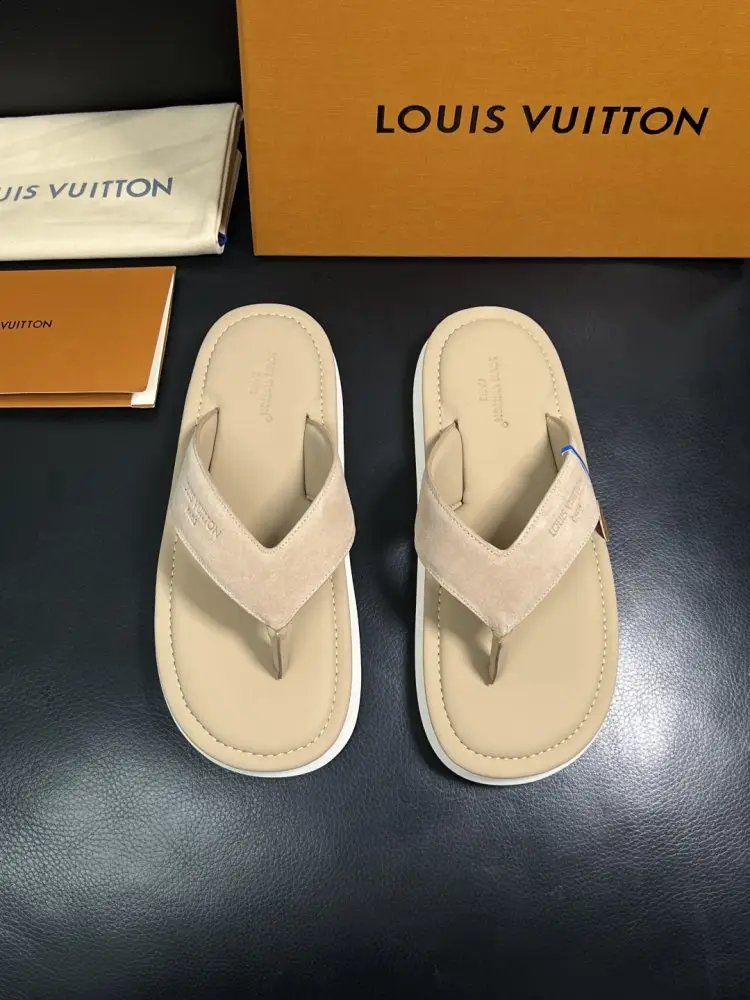 Louis Vuitton Шльопанці чоловічі — Фото 3