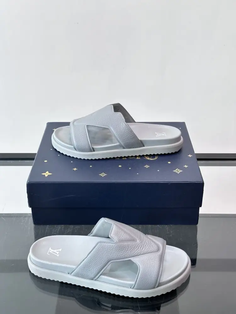 Louis Vuitton Шльопанці чоловічі — Фото 4