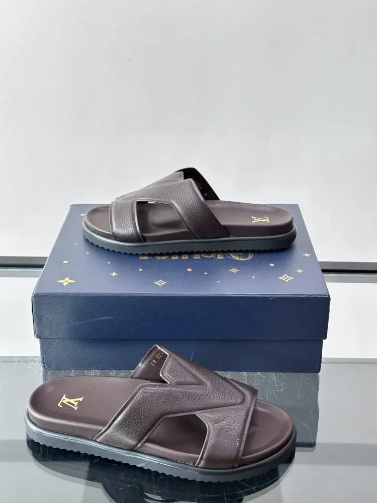 Louis Vuitton Шльопанці чоловічі — Фото 4
