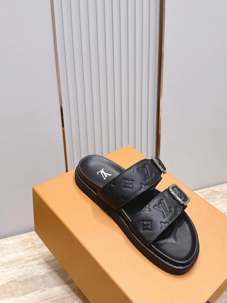 Louis Vuitton Шльопанці чоловічі — Фото 4