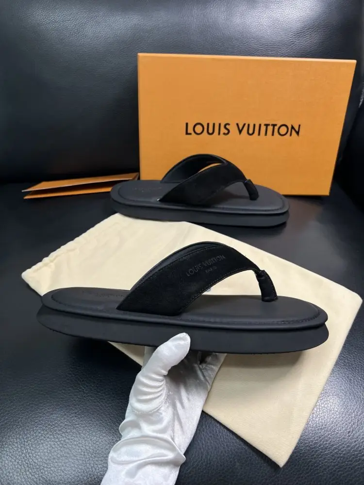 Louis Vuitton Шльопанці чоловічі — Фото 4