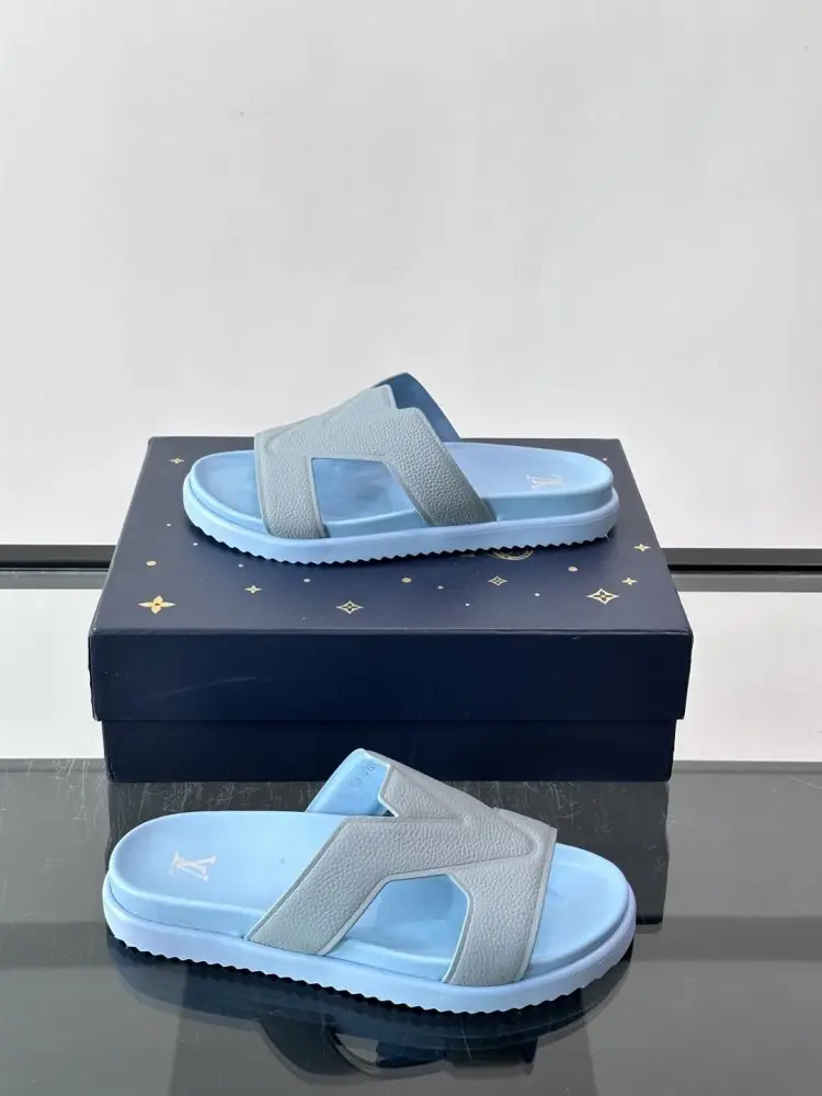 Louis Vuitton Шльопанці чоловічі — Фото 4